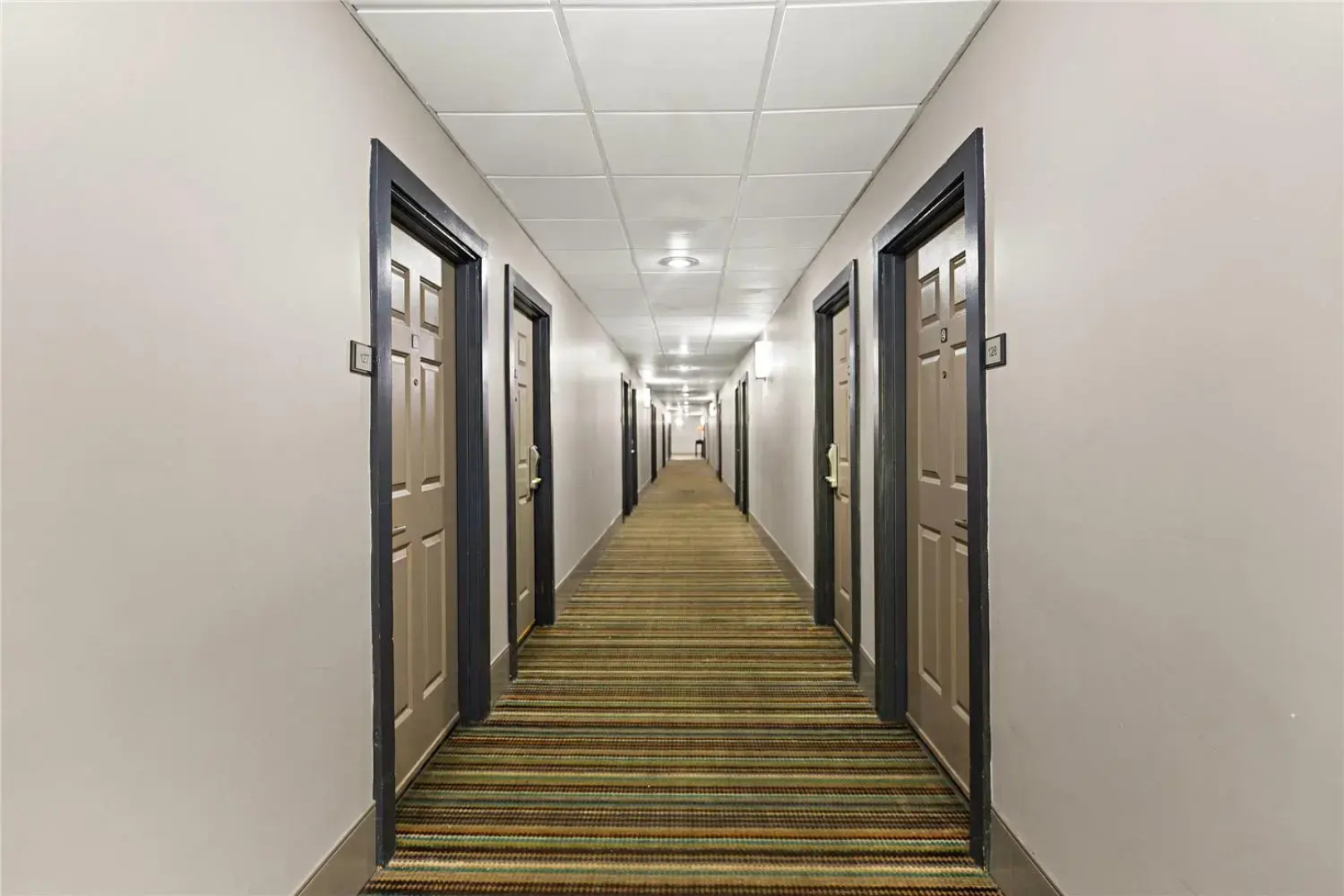 Country Inn & Suites by Radisson, Hinesville, GA