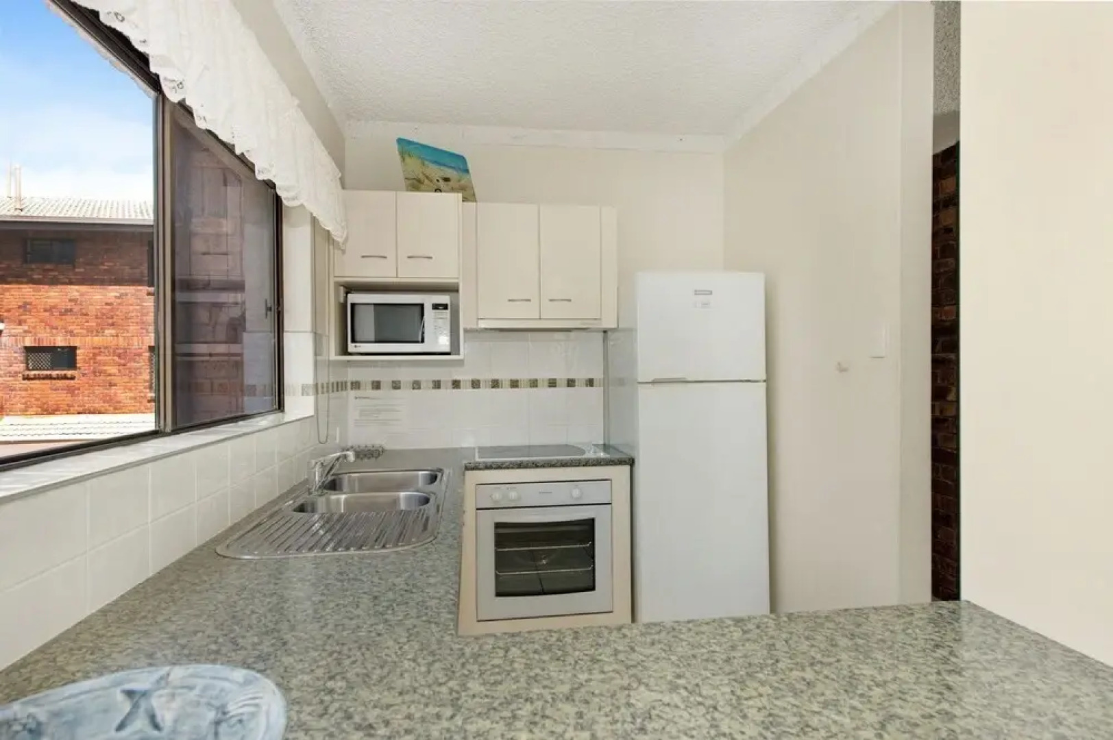 Waterviews,Pool, Wifi its all here !- Welsby Pde, Bongaree