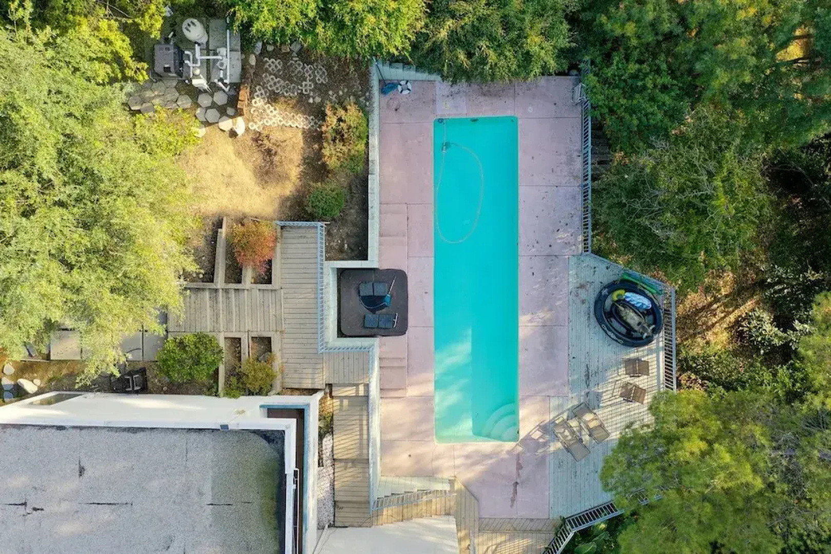 Sunny Pasadena Mansion, Sparkling Heated Pool & Projector Room!