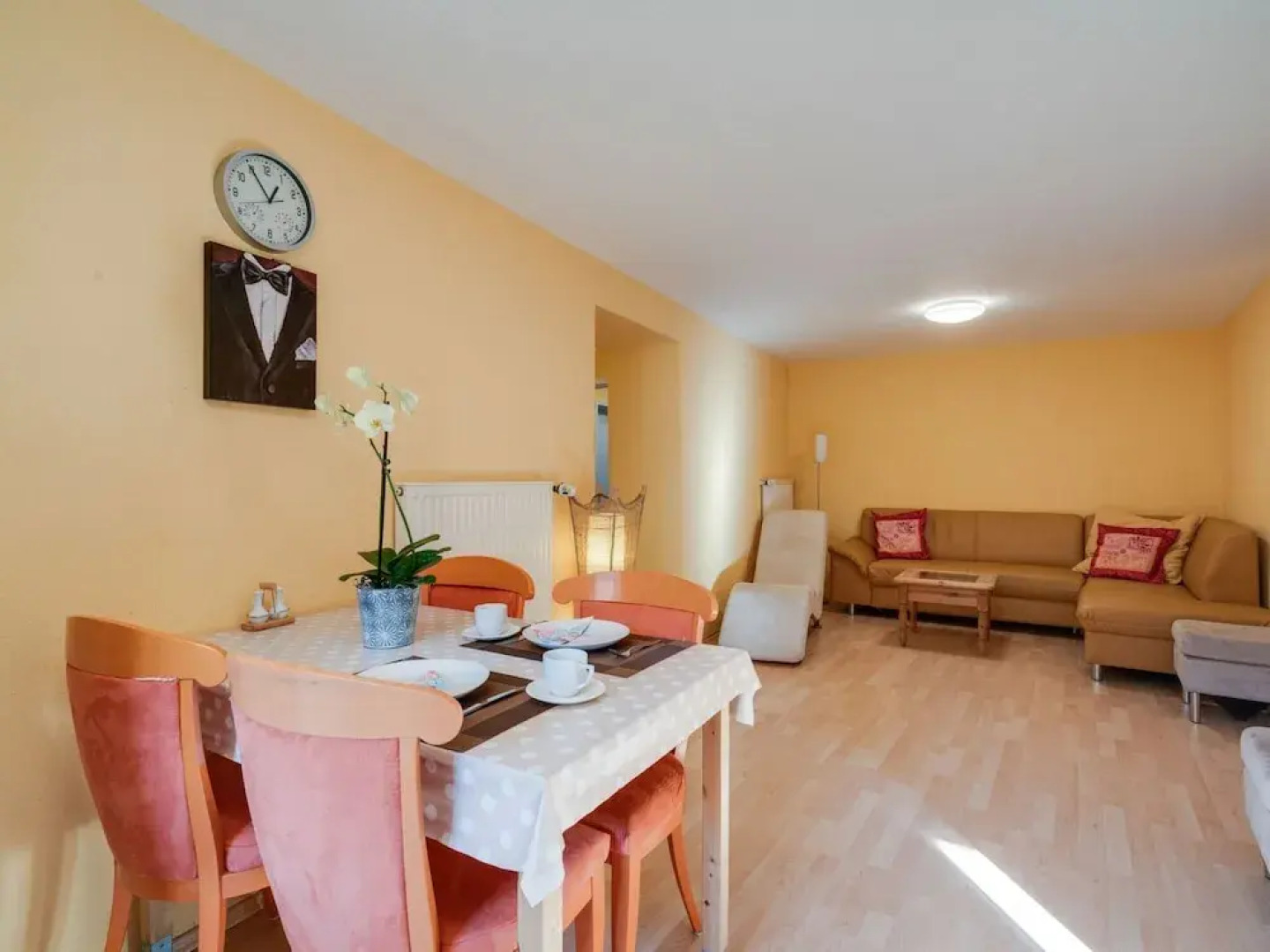 A Modern Apartment in the Hunsruck Region's Romantic Drohn Valley