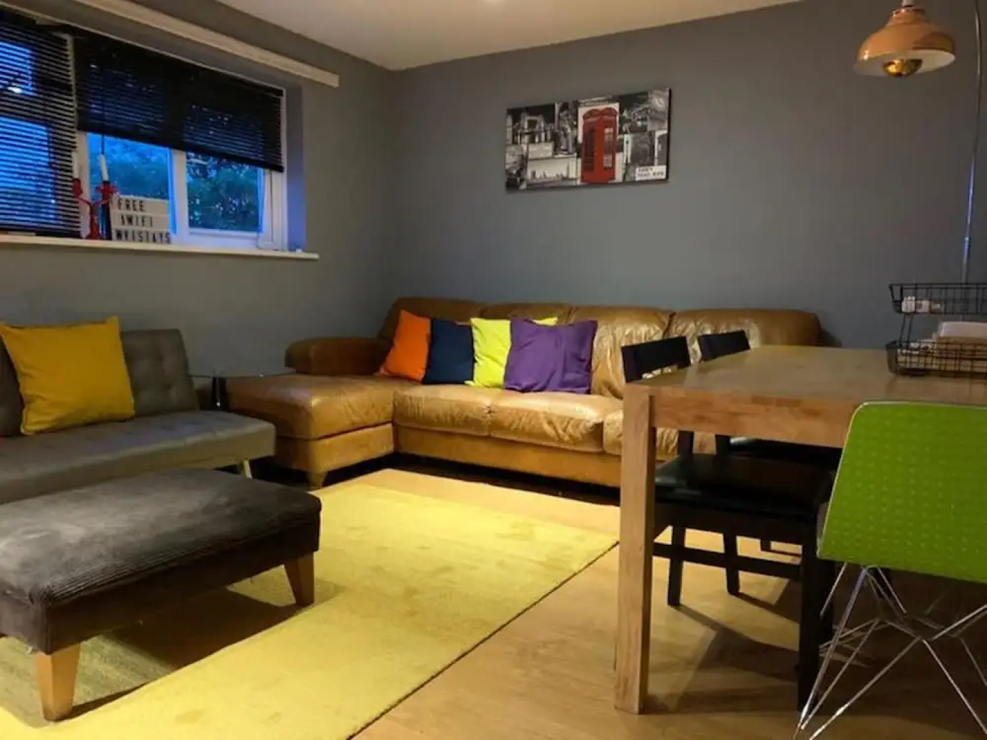 New Cross Mews 4 Bedroom 2 Bathrooms Fast Wifi Parking Sleeps up to 12