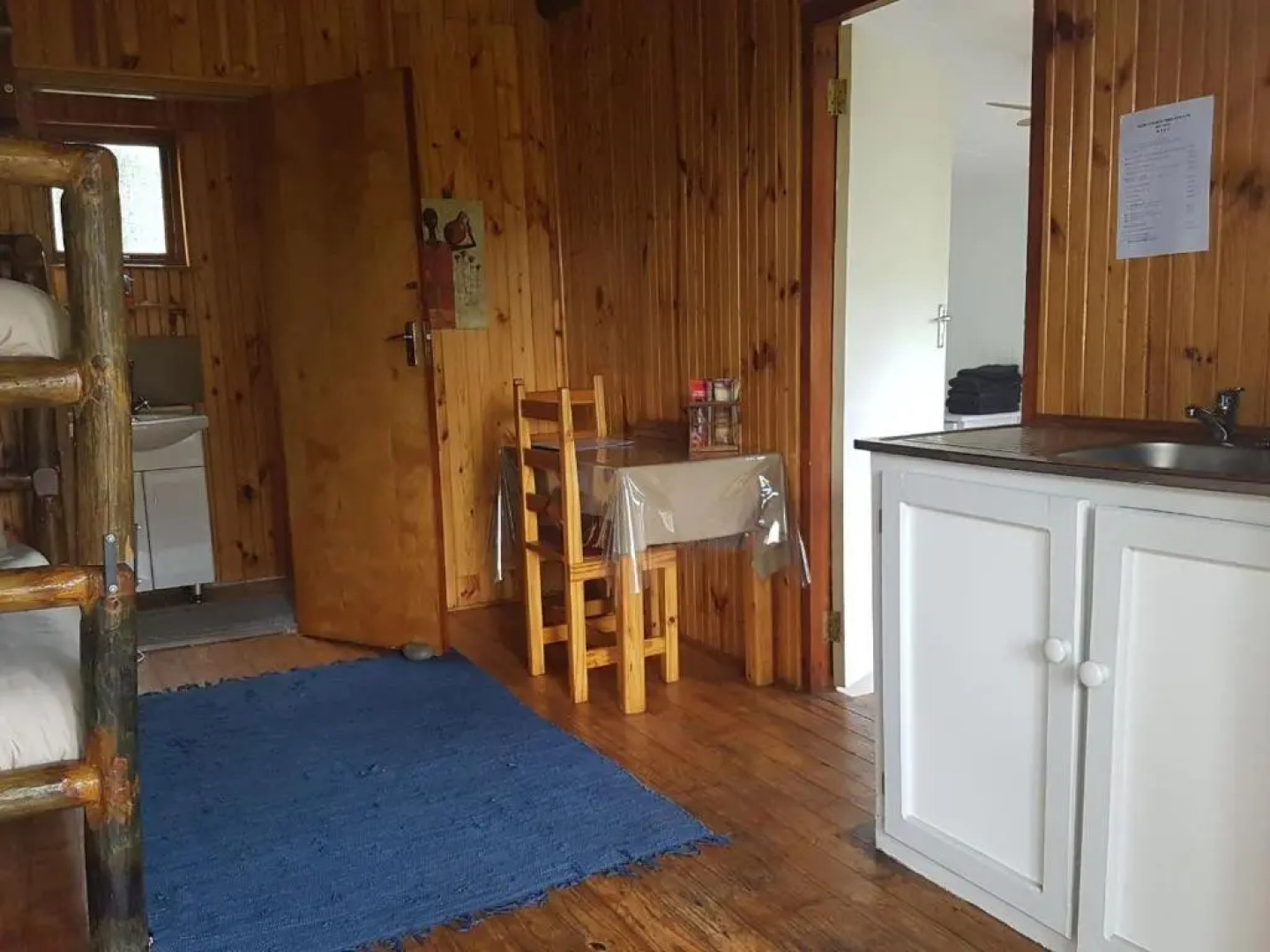 Mountain Breeze Log Cabins