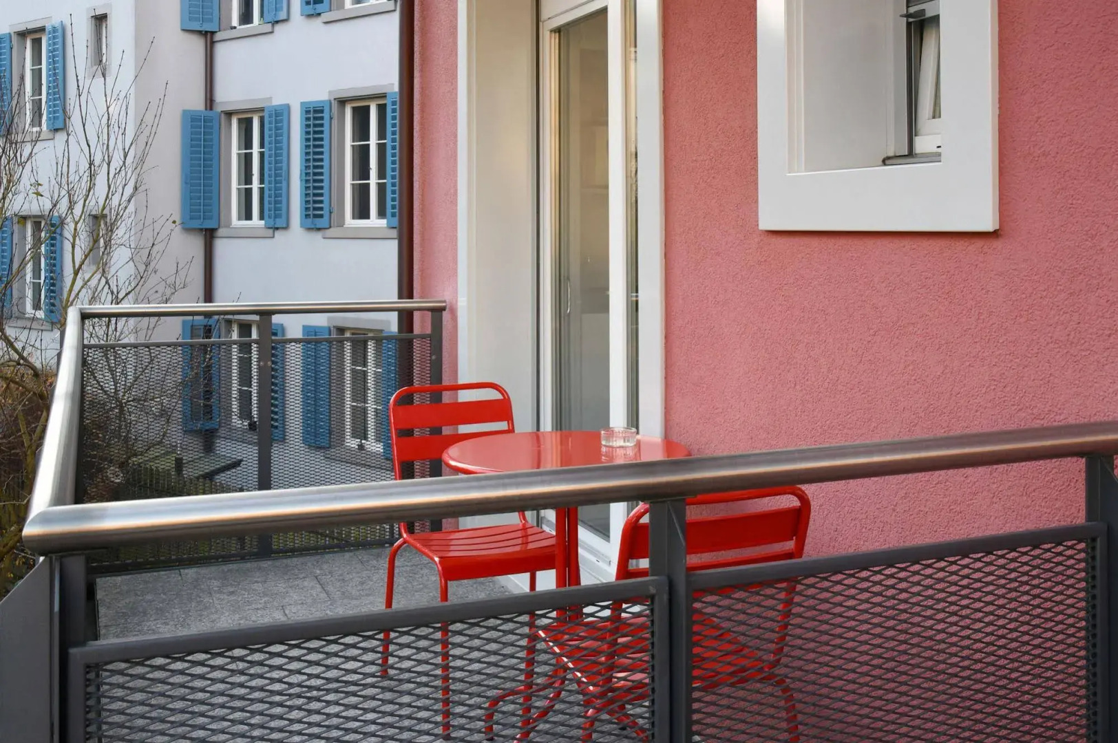 Swiss Star California