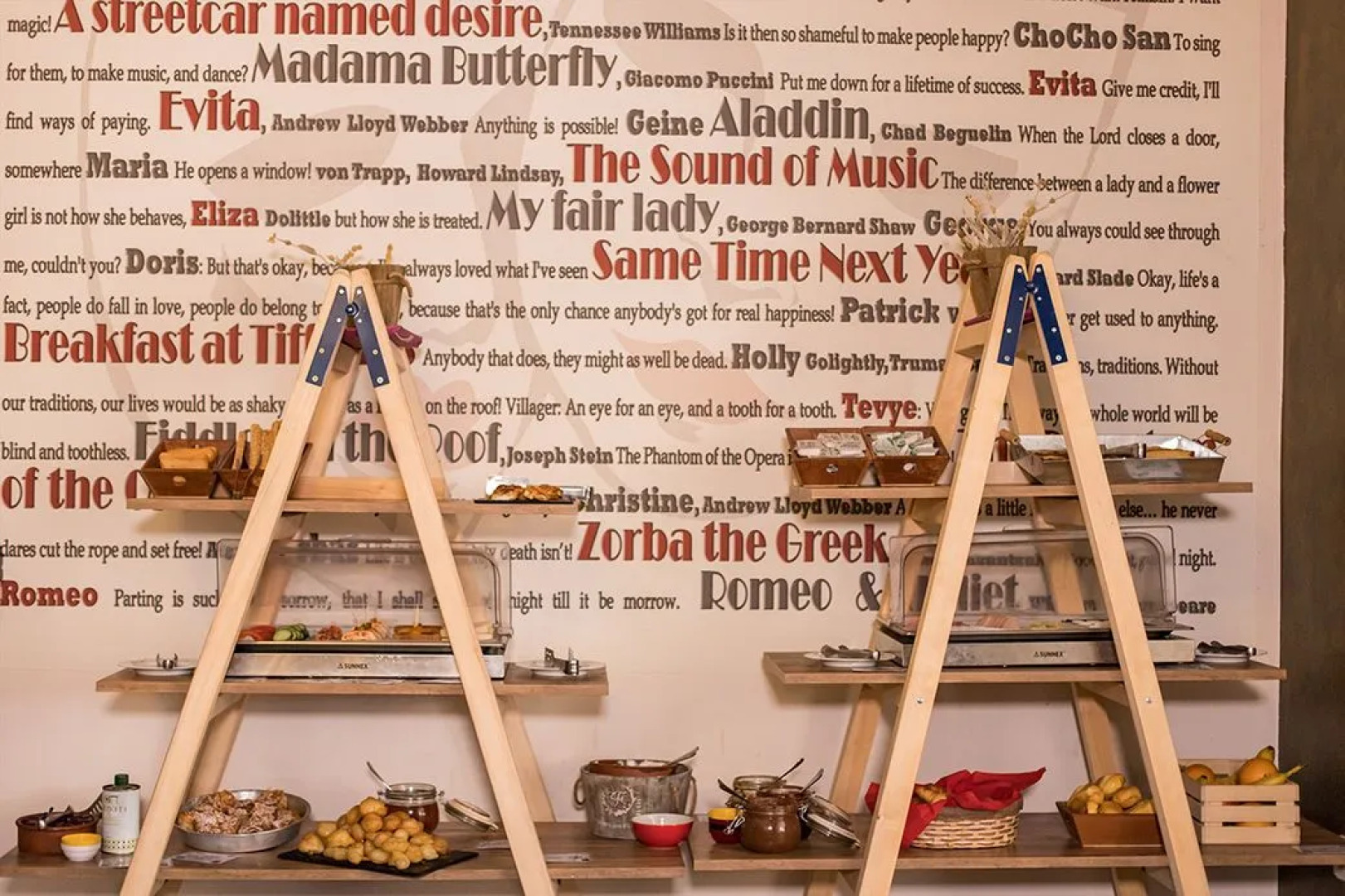 Theatro Hotel Odysseon