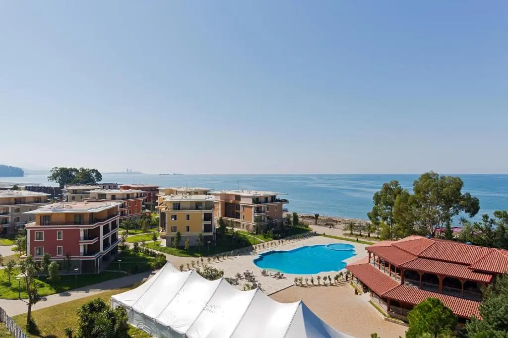 Apartment in Dreamland