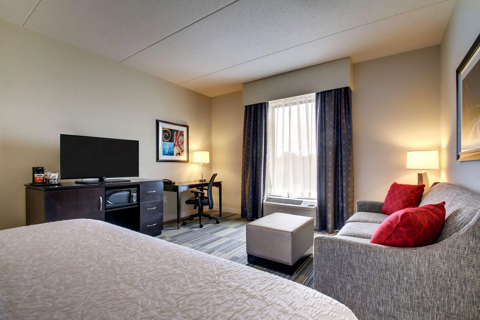 Hampton Inn & Suites Greenville Airport, SC