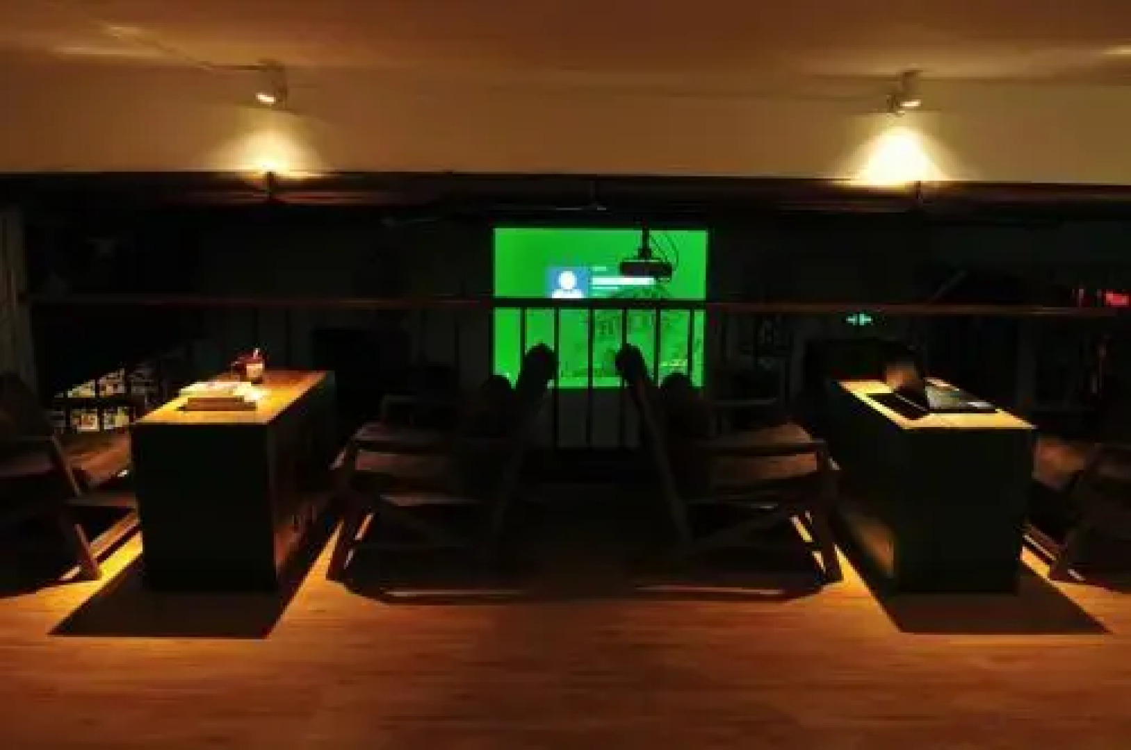 He Huang Memory Youth Hostel