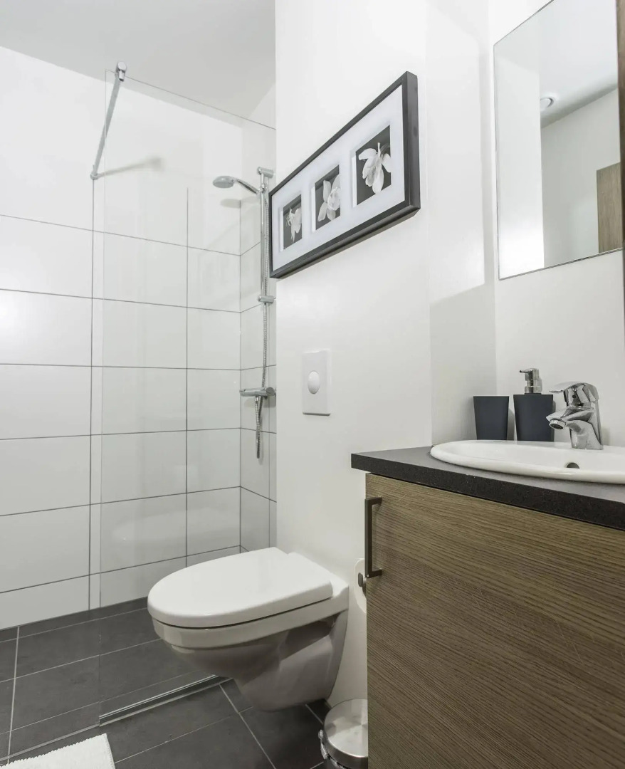 Blue Mountain Apartments by Heimaleiga