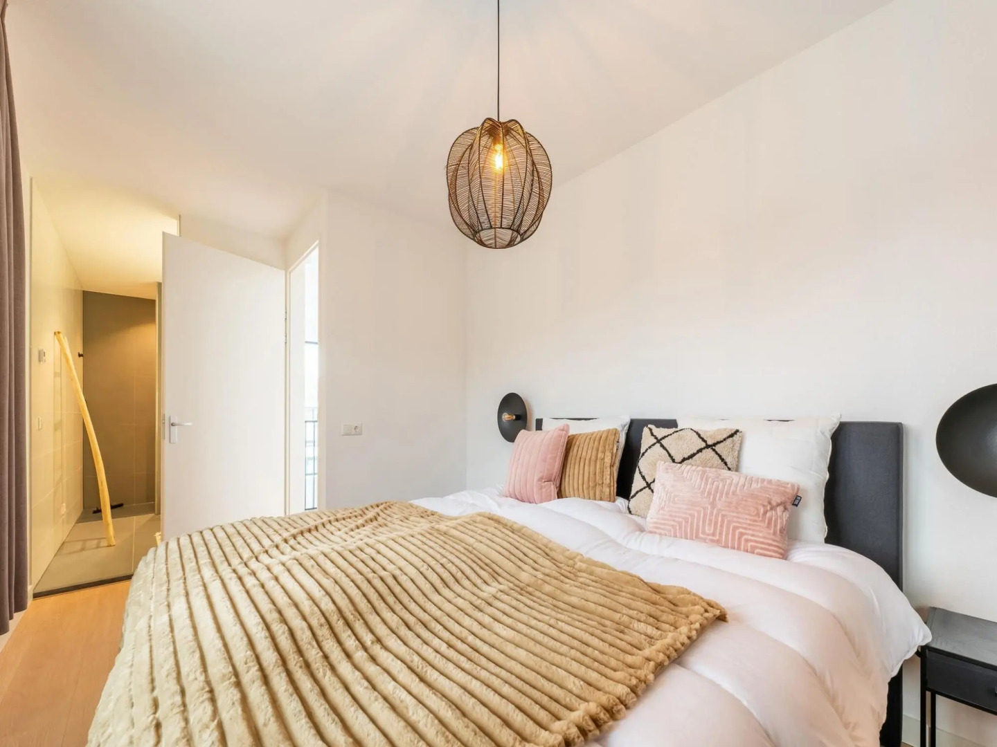 Waterfront Villa, Forest & Golf Club