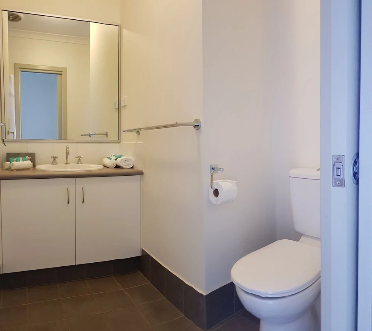 Cosy Corner Seaview Apartments