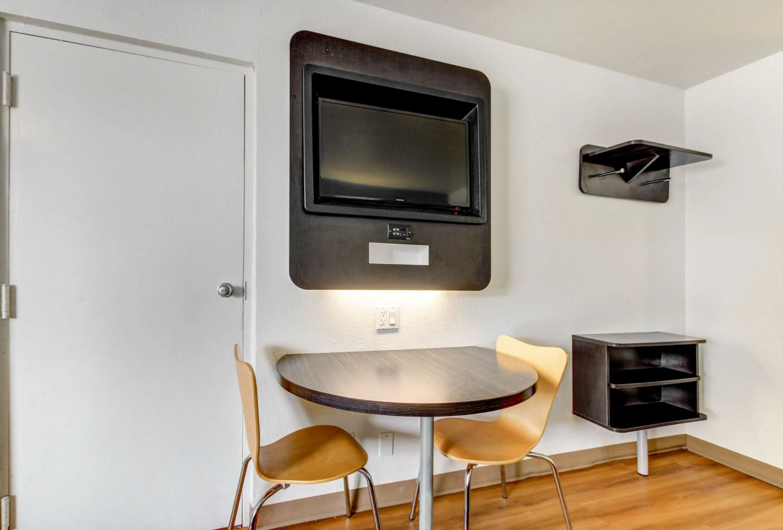 Motel 6 Waco, TX - Lacy Lakeview