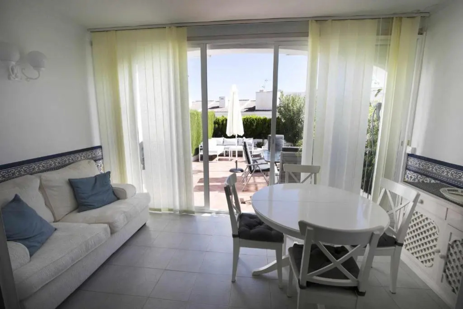 Casa Jardines del Sol J2