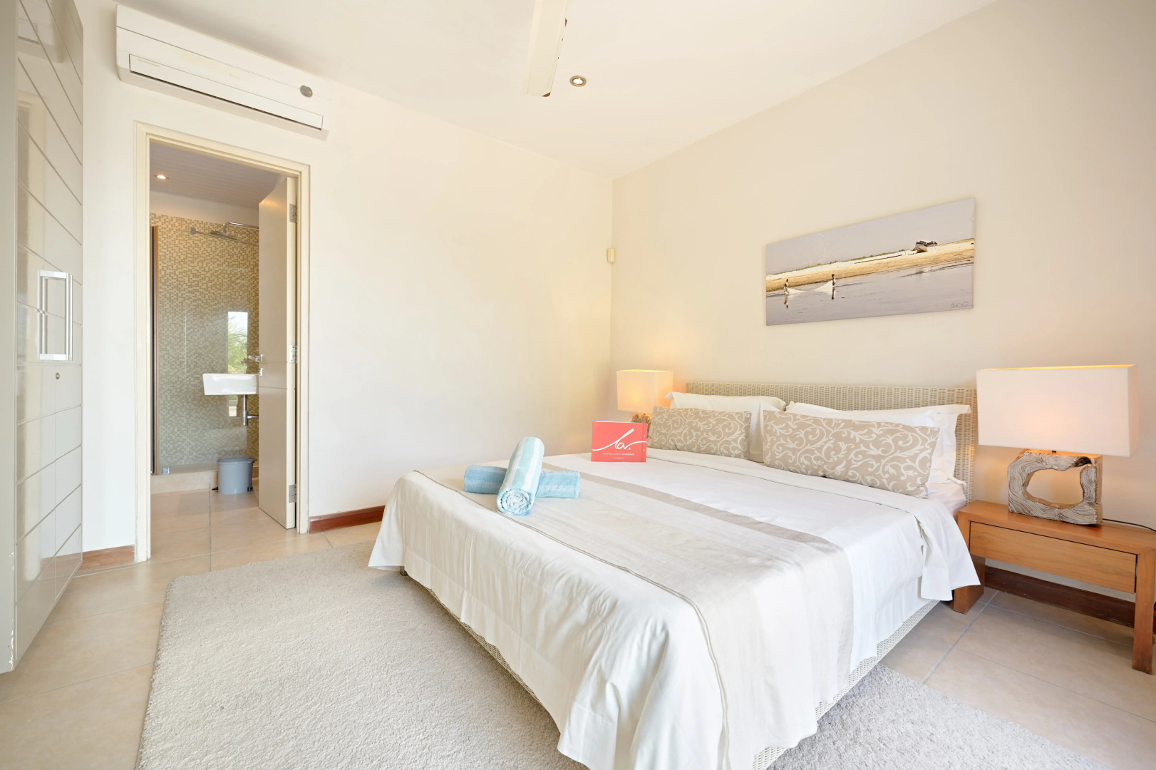 Bon Azur Beachfront Suites & Penthouses with LOV