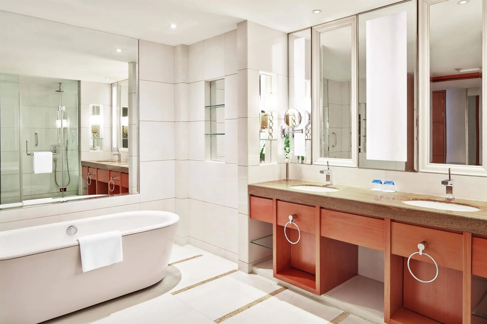 Sheraton Jinan Hotel