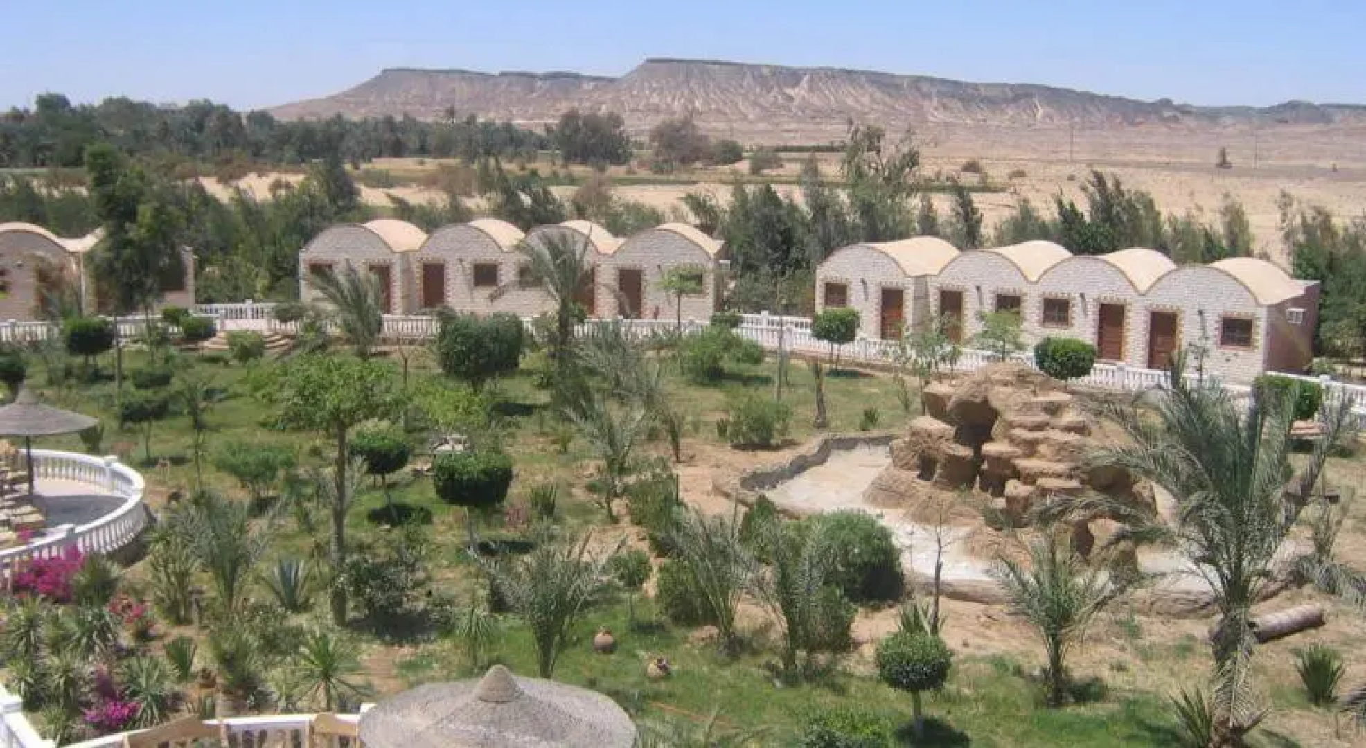 Palm Valley Hotel