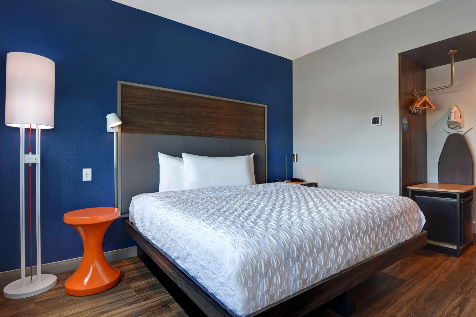 Tru By Hilton St. Petersburg Downtown Central Ave, FL