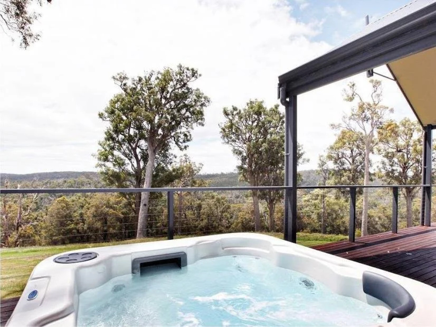 Scarlet Woods Chalets