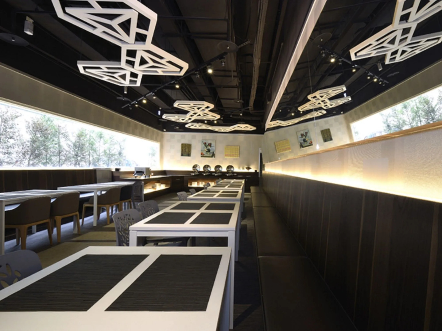 Airline lnn Green Park Way