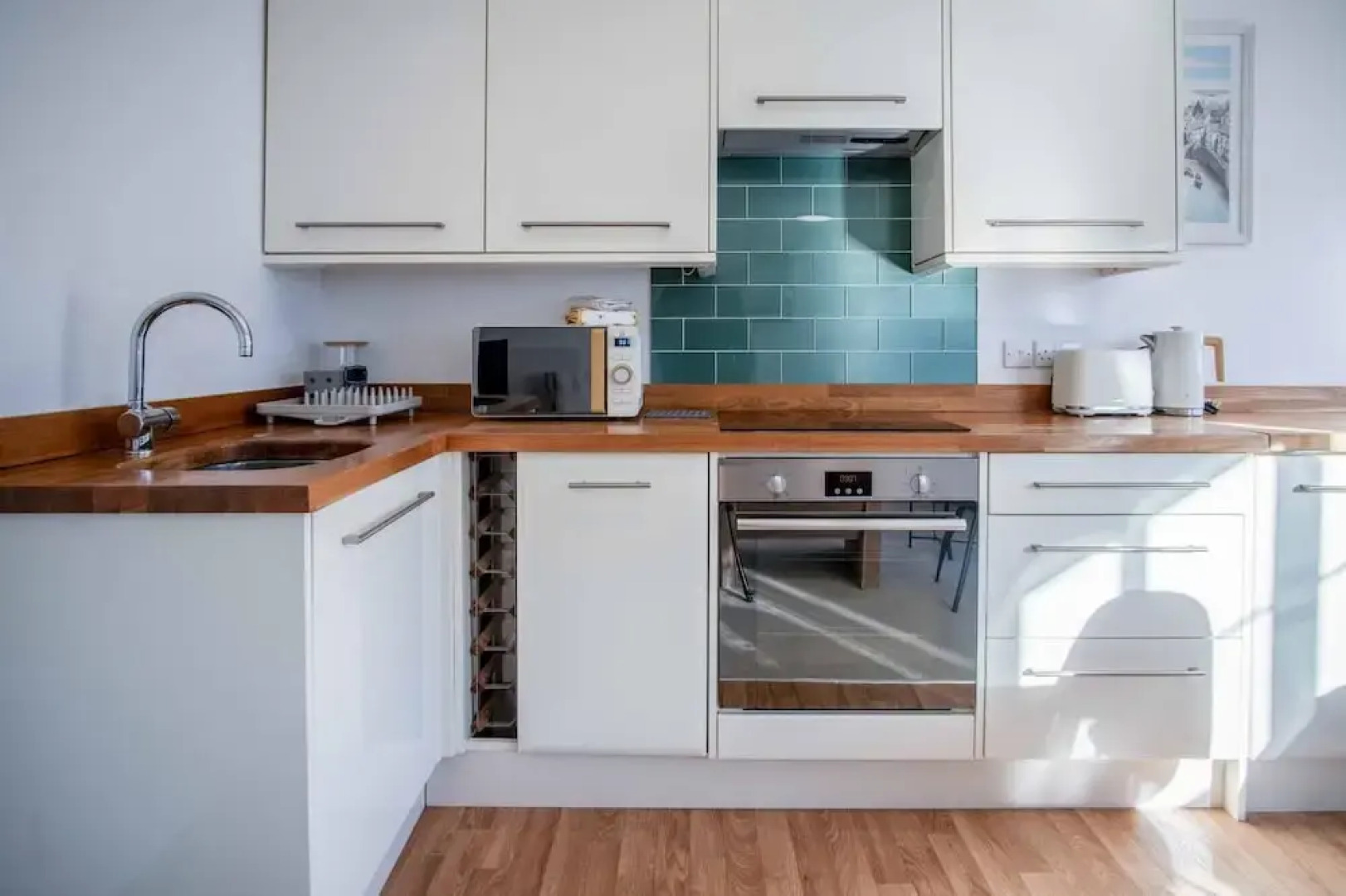 The Nook North Beach - 1 Bedroom Apartment - Tenby