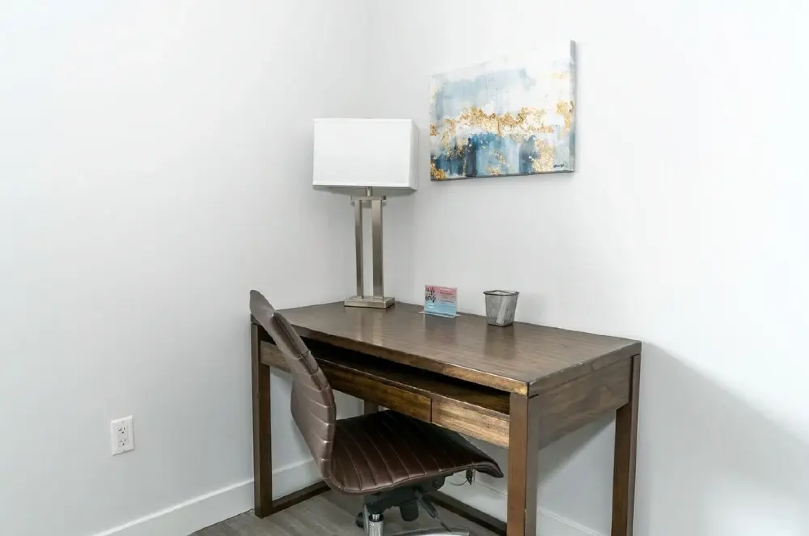 The Standard - STR-1207