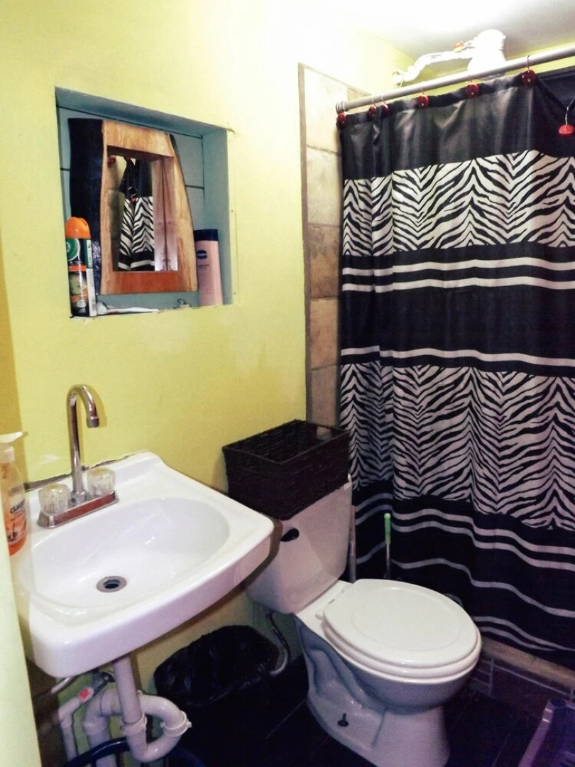 Belmopan Tiny Houses