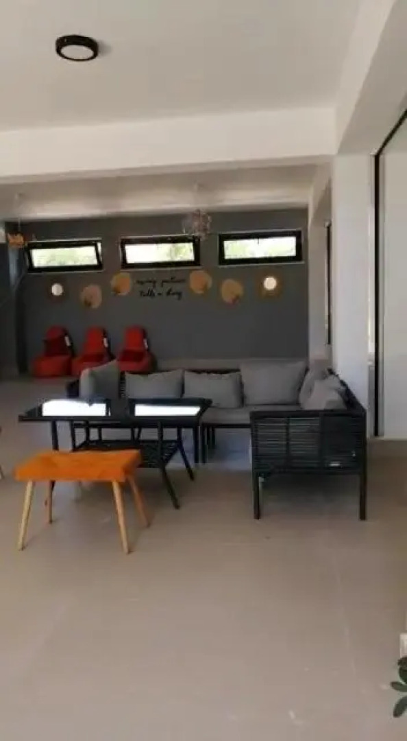 Havuz spor hamam cocukoyunalanı imkanı sunan konut