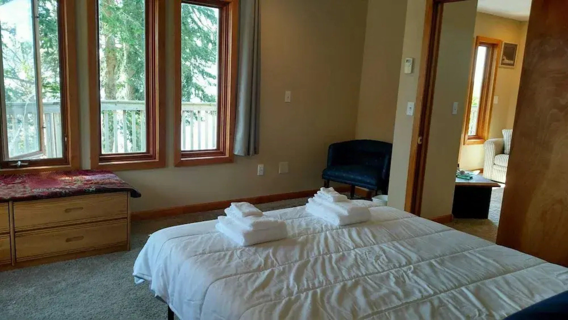 Harbor View Haven by Avantstay Private Backyard