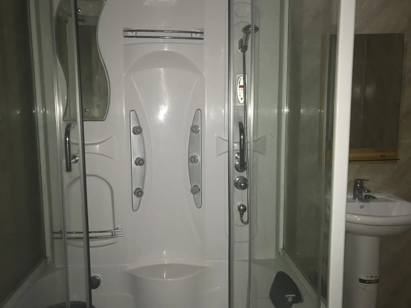 Nondon International Hotel