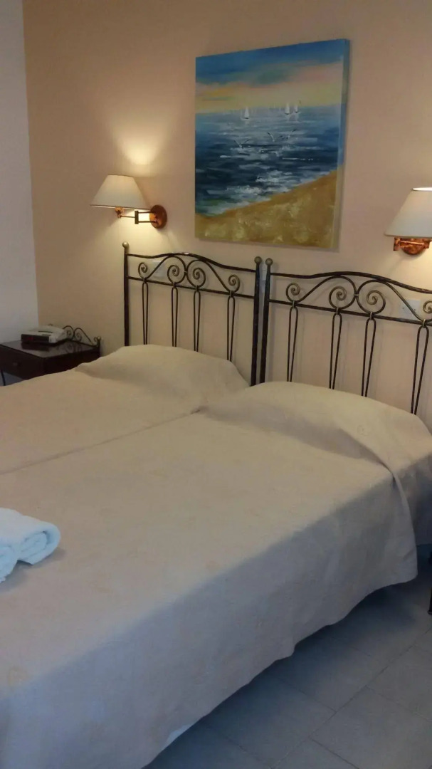 Sunset Studios & Apartments - Adults Only