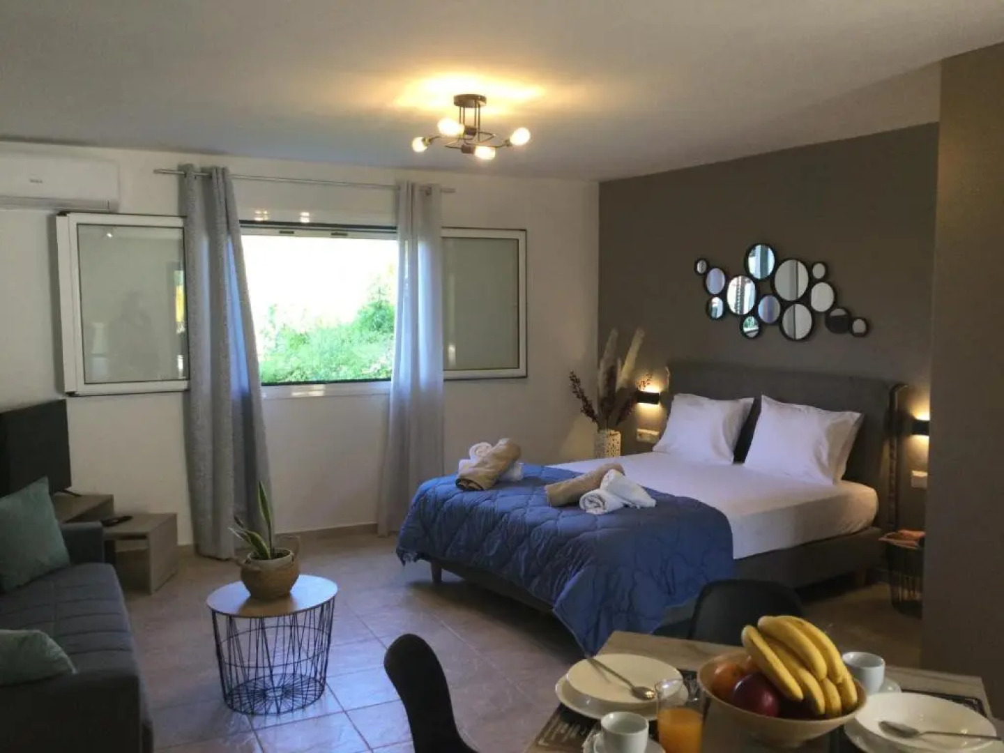 Vladimiros Apartments