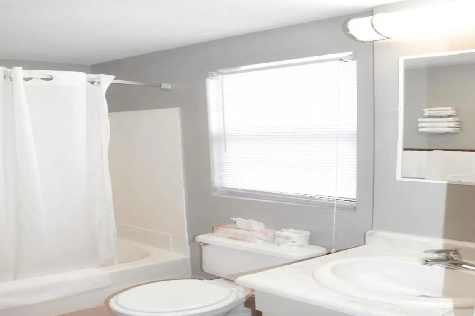 Knights Inn North Attleboro