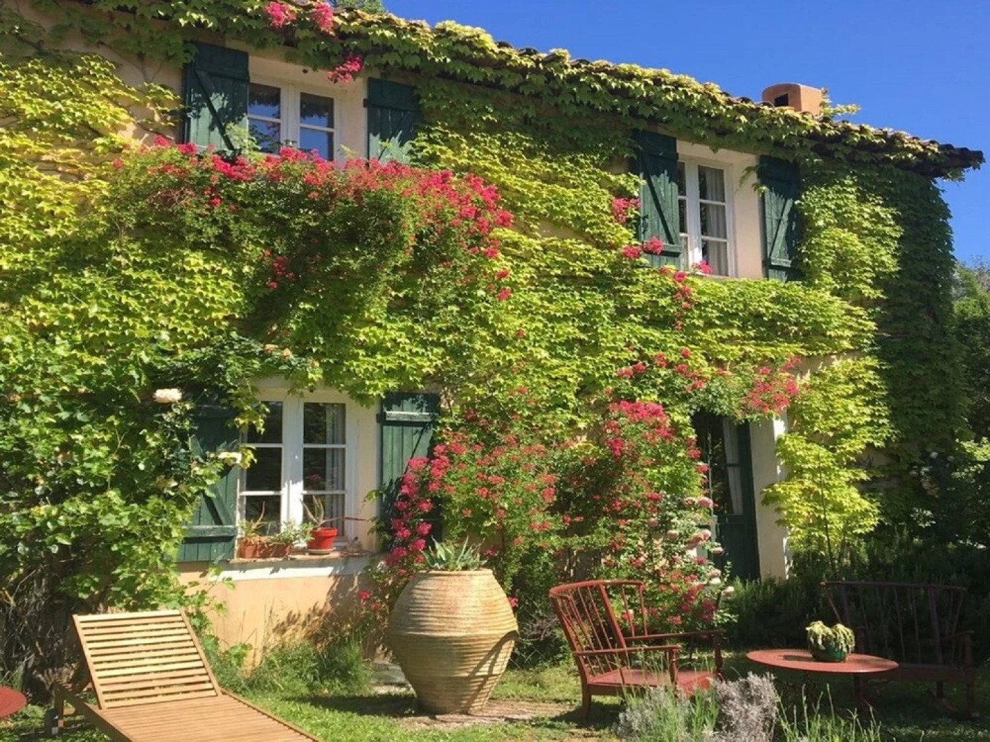 Charming Holiday Home in Moustiers-sainte-marie With Pool and in Quiet Area