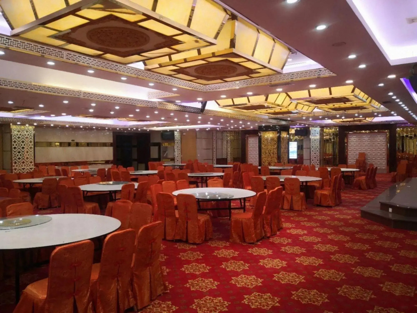 Chaozhou Baohua Hotel