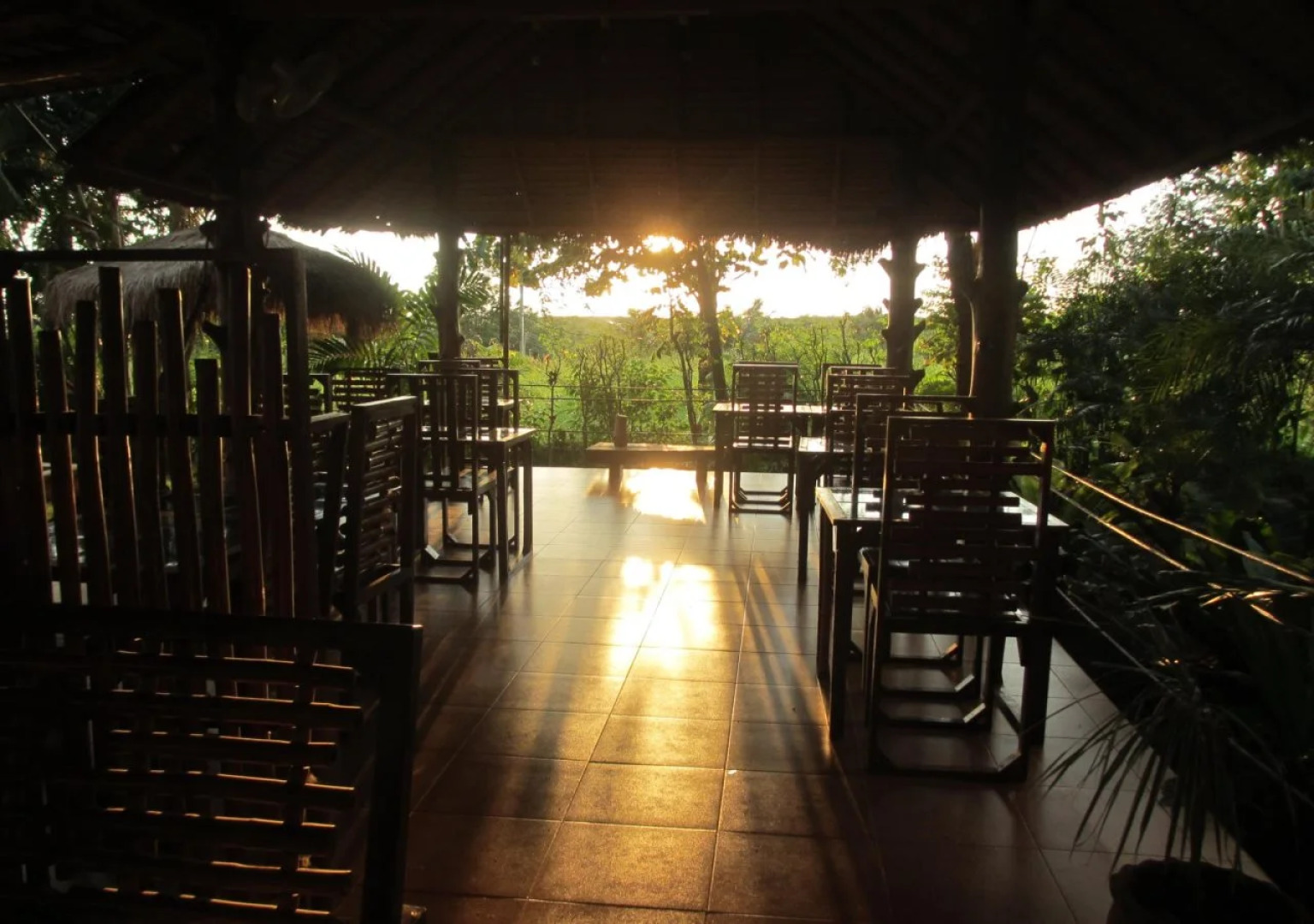 Bamboo Hideaway Resort