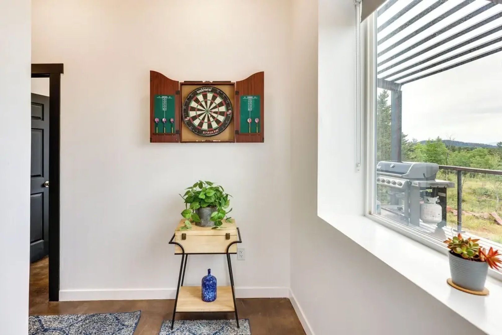 Colorado Retreat w/ Gas Grill & Mountain Views!