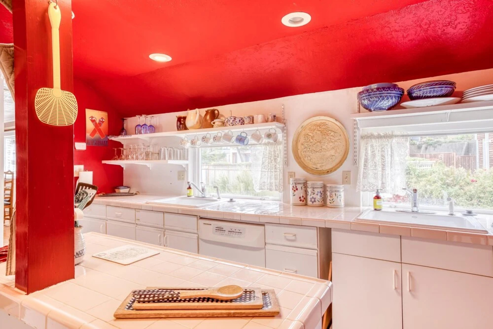 Susans Beach Cottage (MCA 1323)