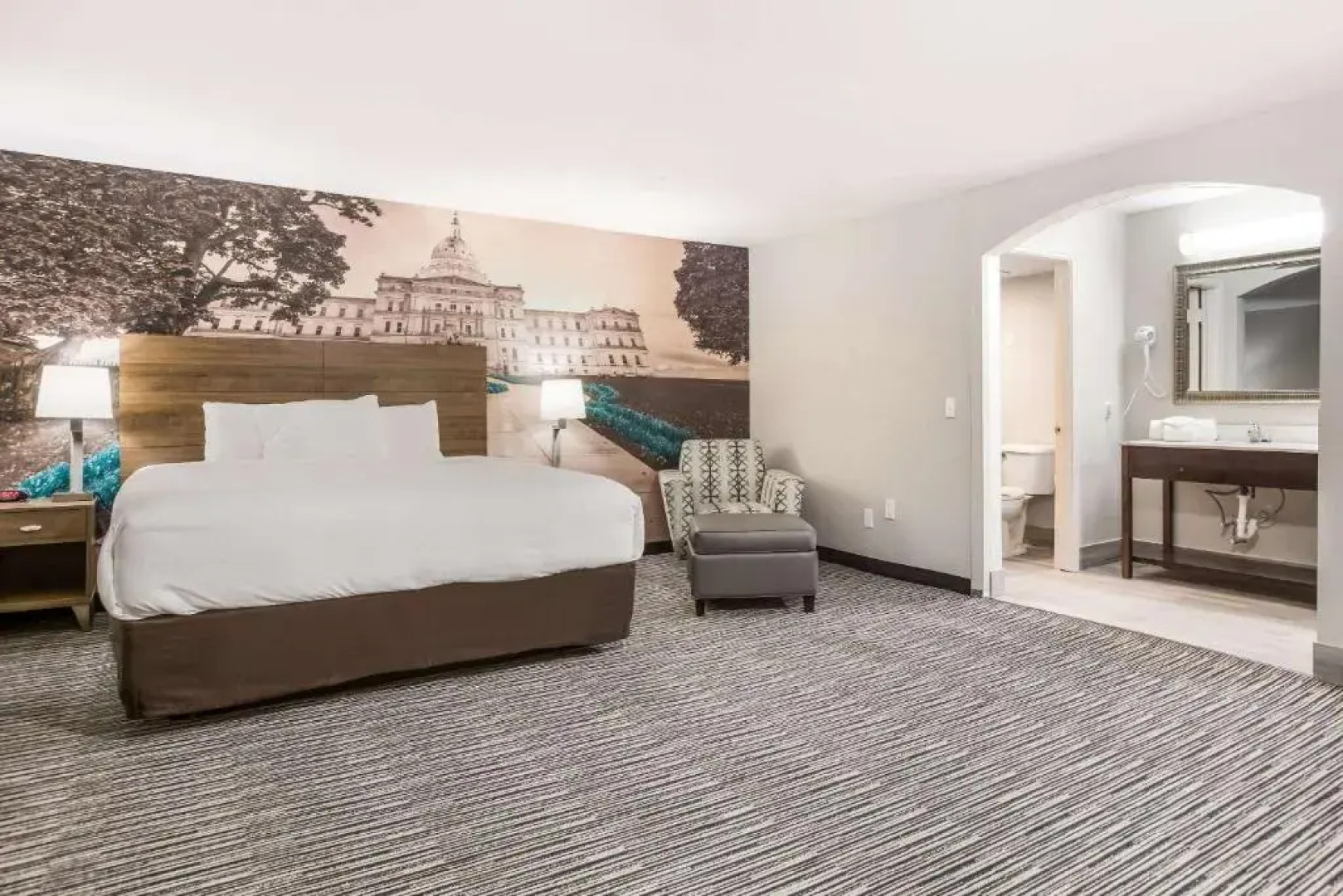 Rodeway Inn East Lansing University Area