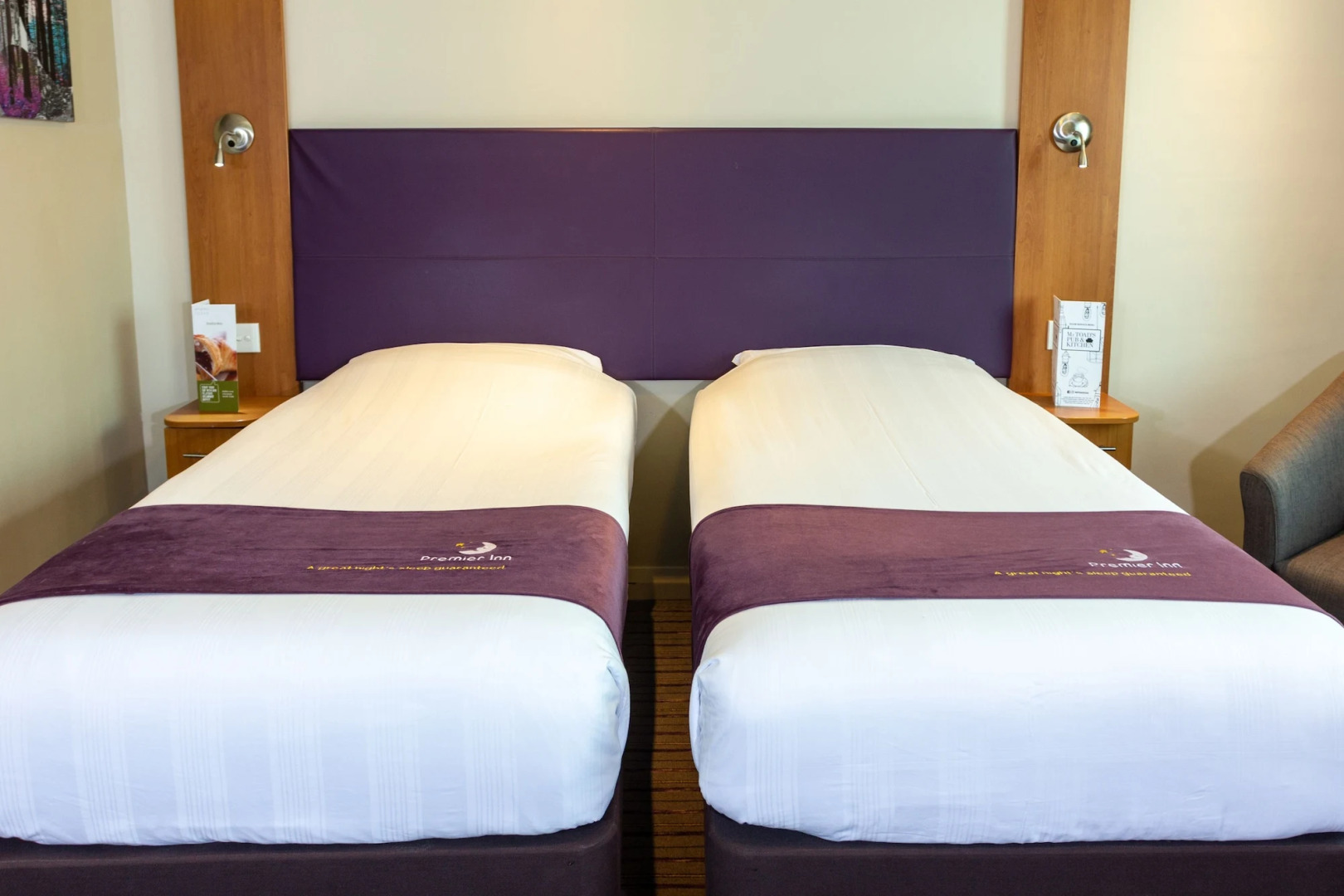 Premier Inn Abu Dhabi Airport (Business Park)
