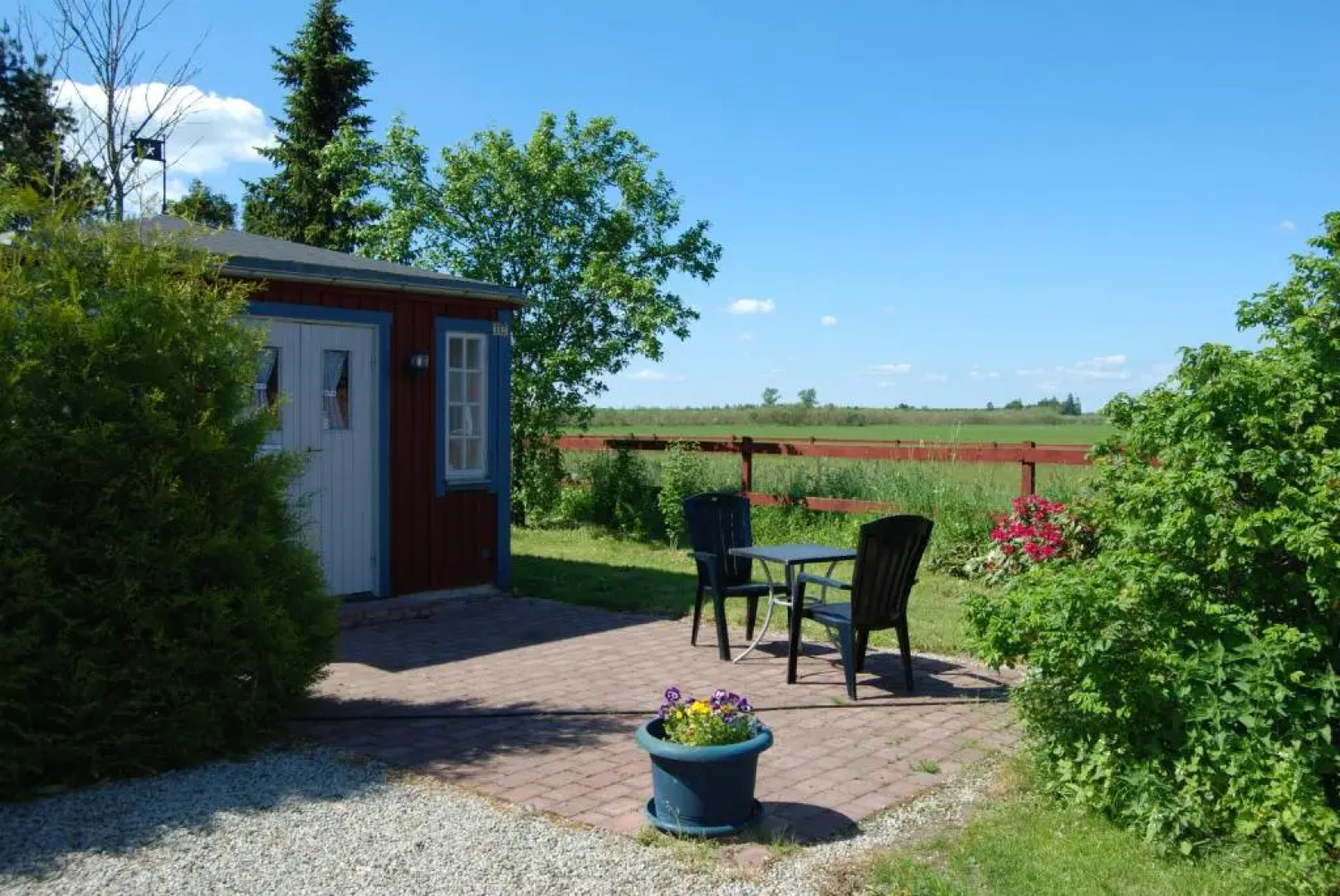 Bjurmangården Recycled Glass Design