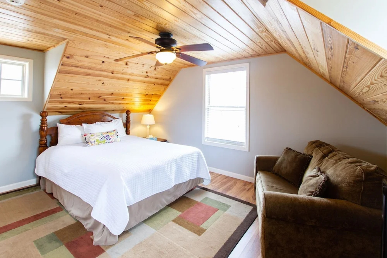 The Dahlonega Square Hotel & Villlas