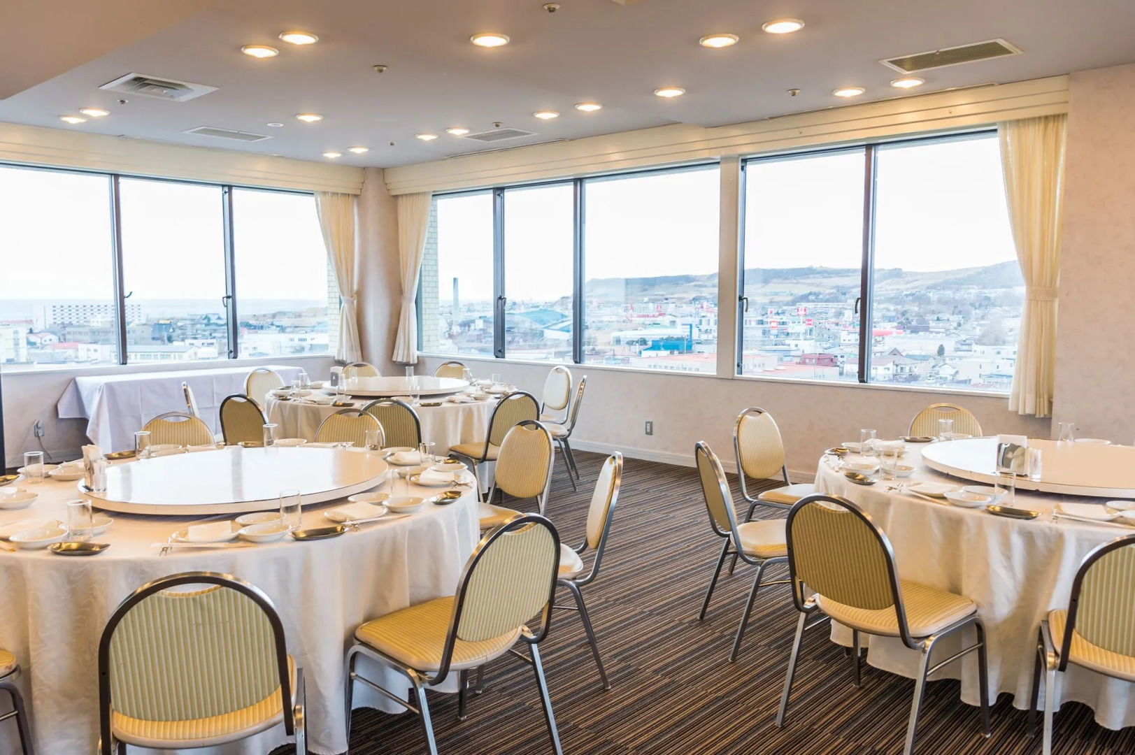 Shizunai Eclipse Hotel