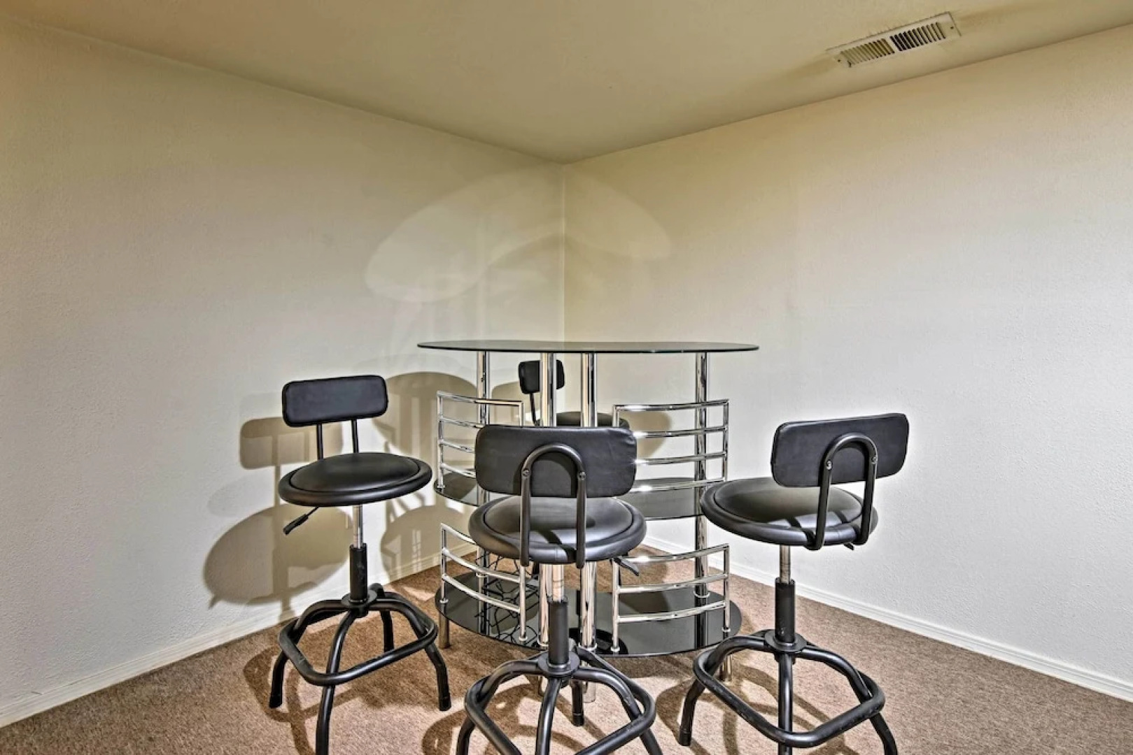 Mom's Place in Jemez - 1 Mi to Hot Spring