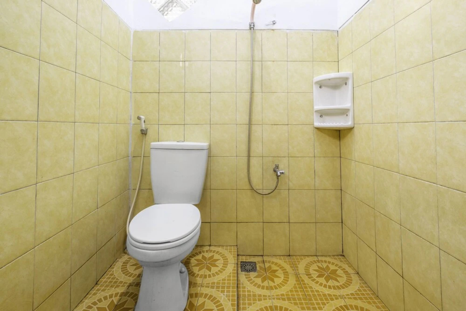 Hotel Aden 2 Syariah by OYO Rooms