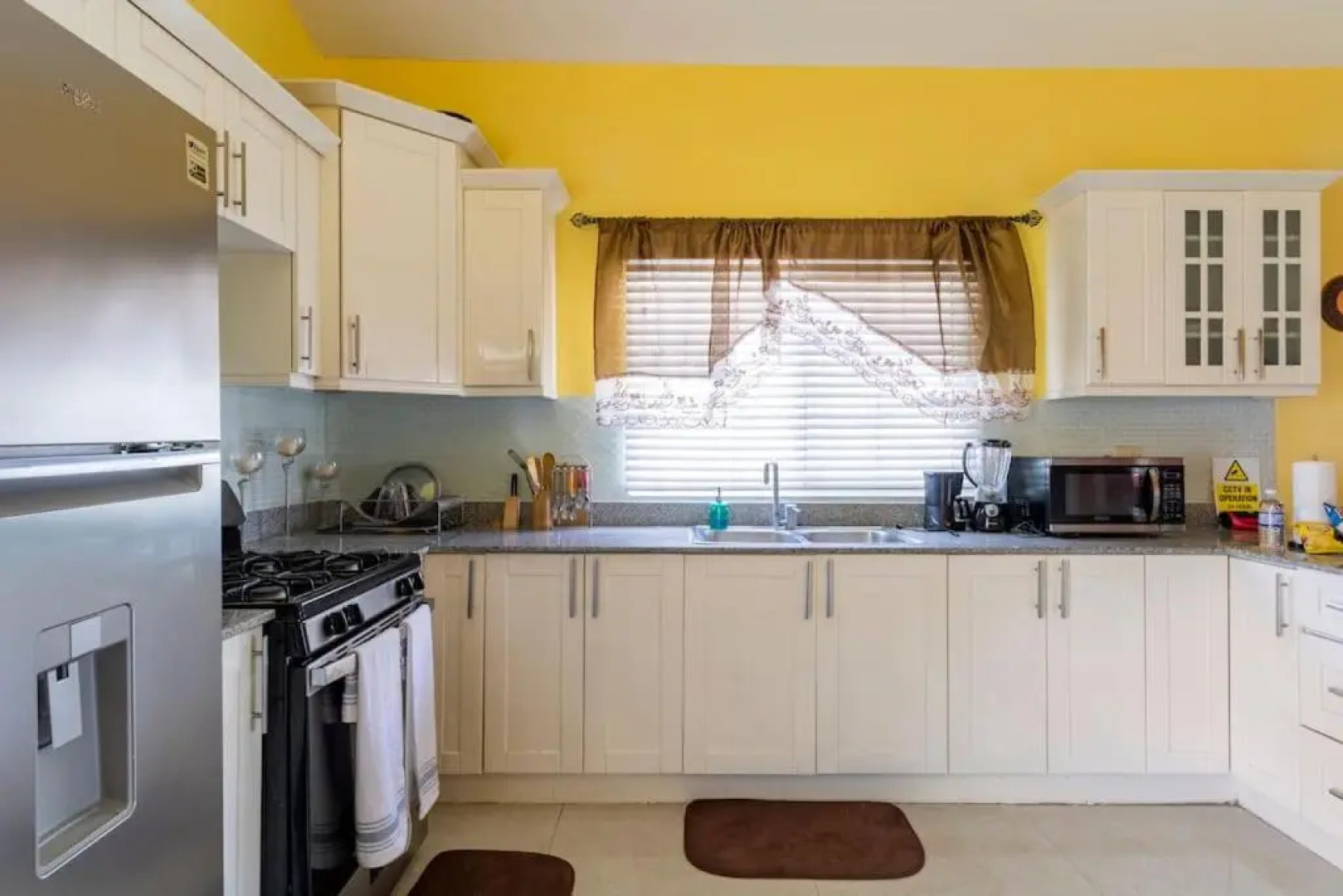 Cayman’s Luxury Estate VacayStay