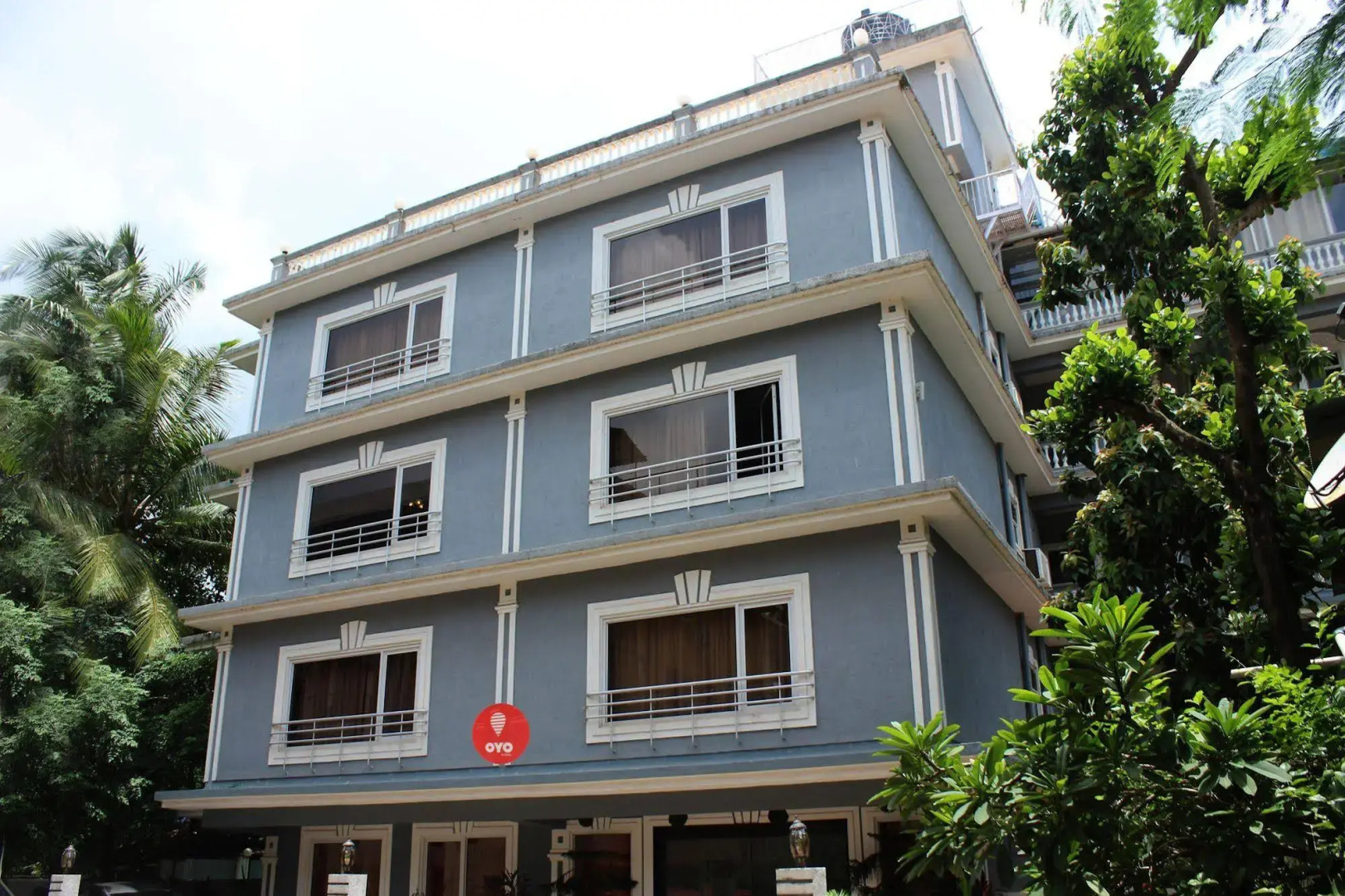 OYO 2303 Hotel Royal Mirage