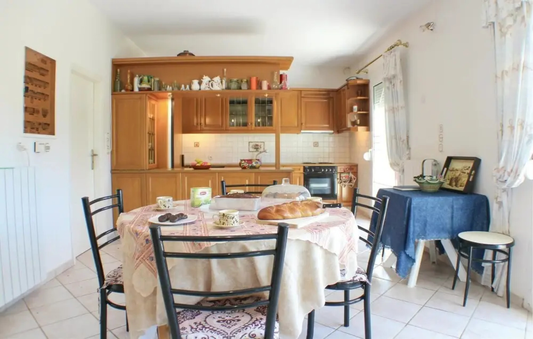 Beautiful Home in Xilokastro With 5 Bedrooms, Outdoor Swimming Pool and Swimming Pool