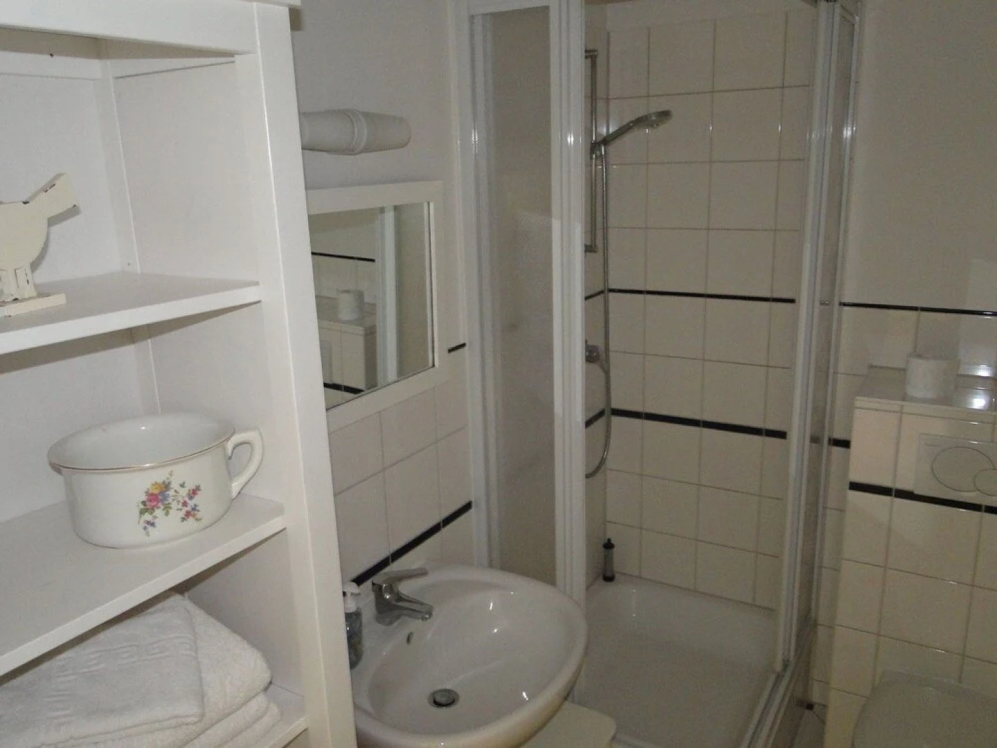 Spacious Apartment With Garden in Boisendorf