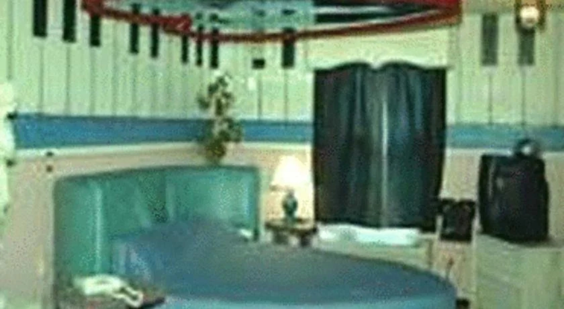 Hollywood Inn & Suites