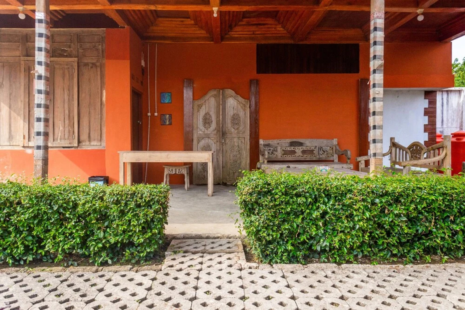 OYO 1458 Kanaka Residence