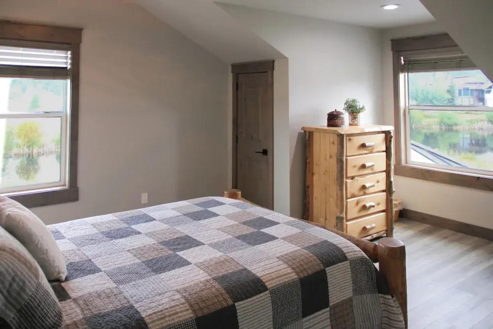 Spacious Mccall Home w/ Private Lake Access!